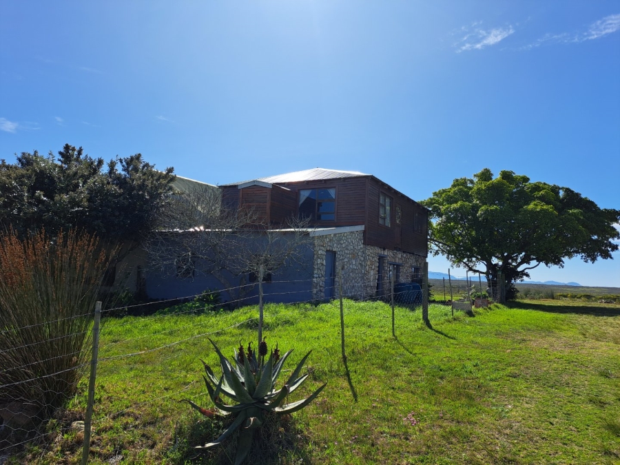 10 Bedroom Property for Sale in Stilbaai Rural Western Cape